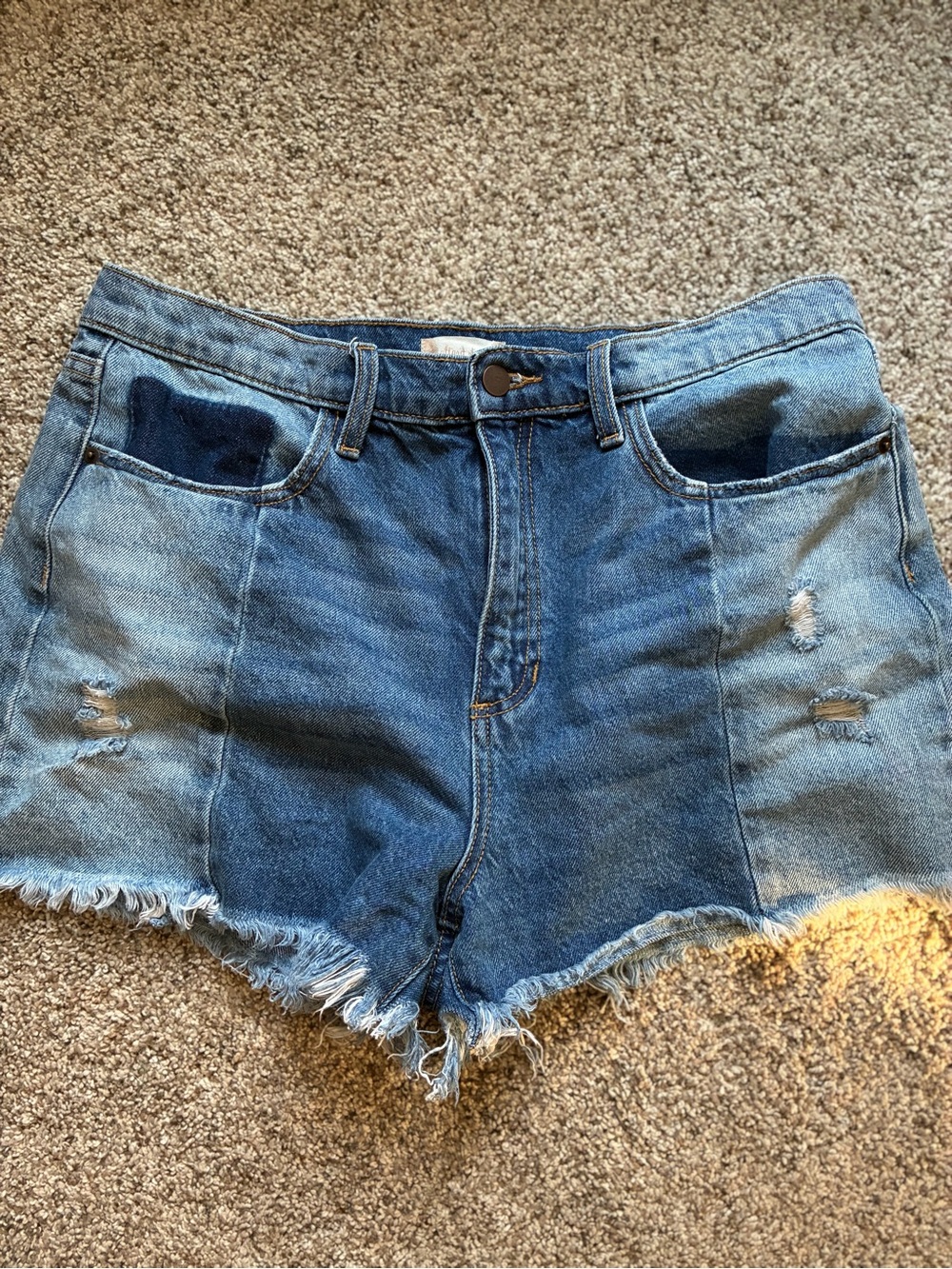 Altar'd State Two-Tone Distressed Denim Shorts - Blue women’s size 31